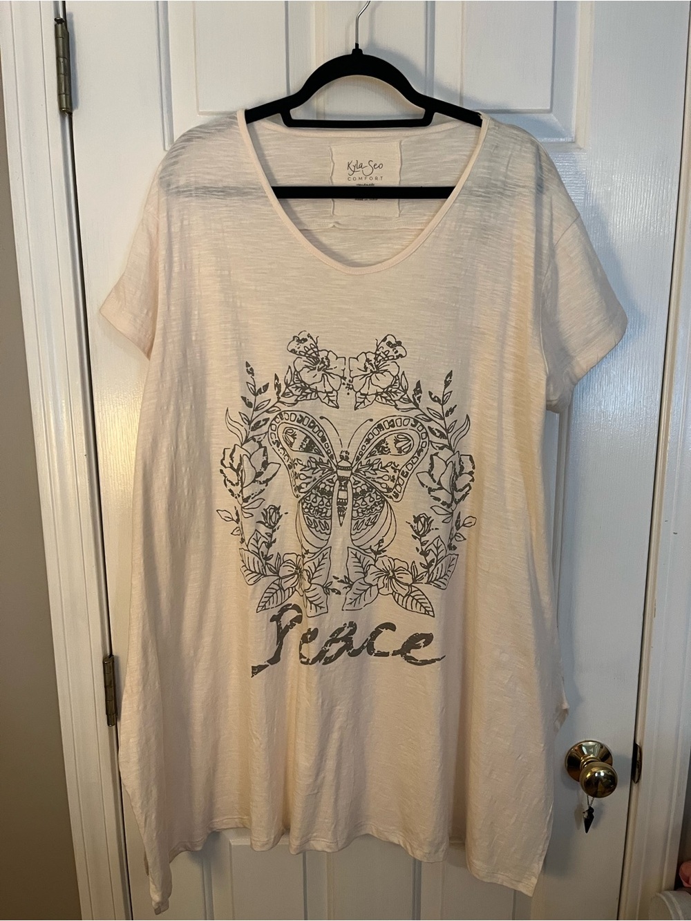 Kyla Seo Junia cream dress or tunic Short-Sleeve w/Gray Peace Butterfly Graphic